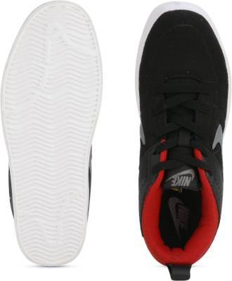 Nike LITEFORCE III Sneakers