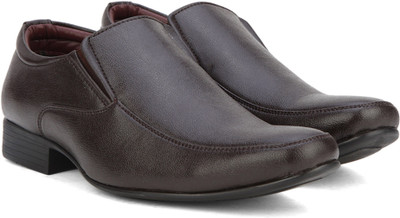 

Bata RICHARDSON Slip On shoes For Men(Brown