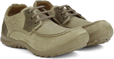 

Woodland Outdoor Shoes For Men(Khaki
