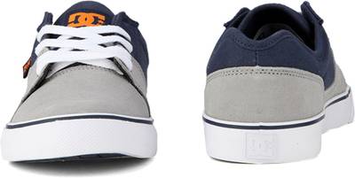 DC Sneakers