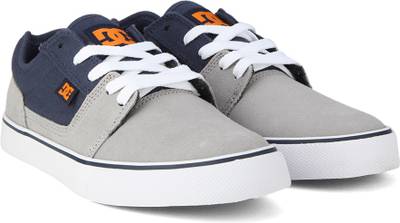 DC Sneakers