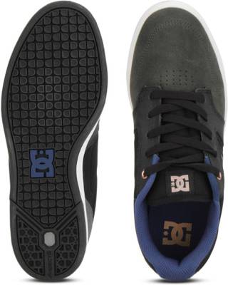 DC Sneakers