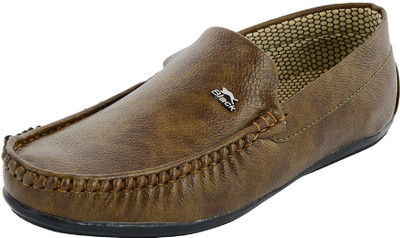 

Da-Dhichi Loafers For Men(Khaki, Teek