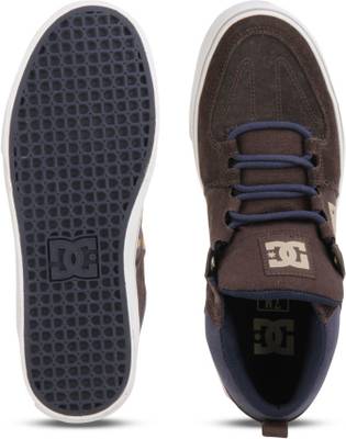 DC Sneakers