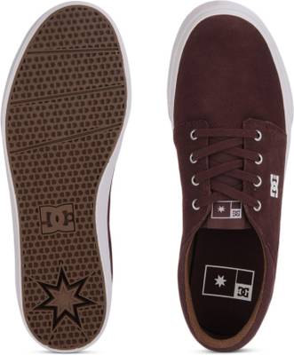 DC Sneakers