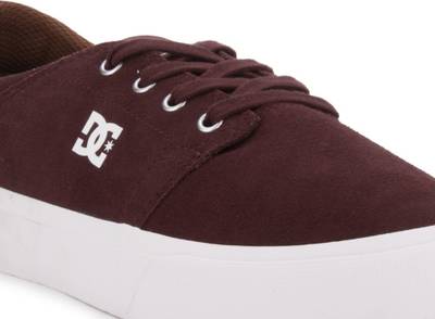 DC Sneakers