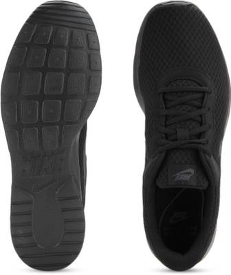 Nike TANJUN Sneakers