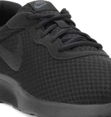 Nike TANJUN Sneakers