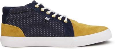 DC Sneakers