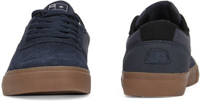 DC Sneakers