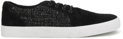 DC Sneakers