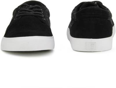 DC Sneakers