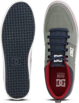 DC Sneakers