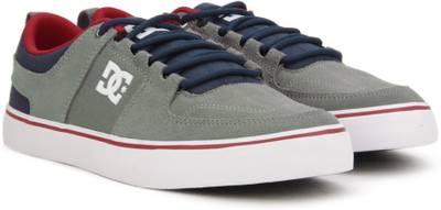 DC Sneakers