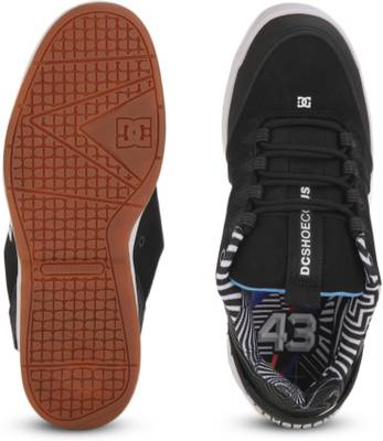 DC Sneakers