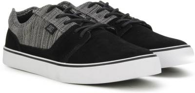 DC Sneakers