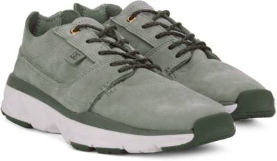DC Sneakers