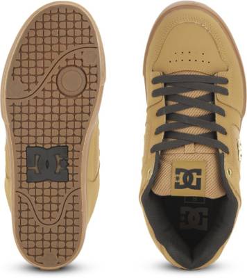 DC Sneakers