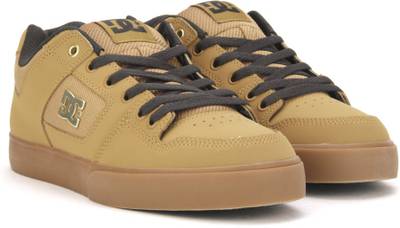 DC Sneakers