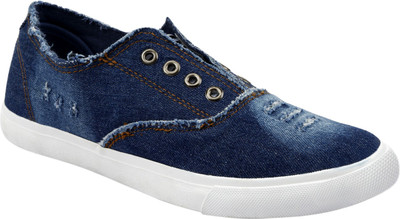 

Vostro CLEO Casuals For Women(Navy
