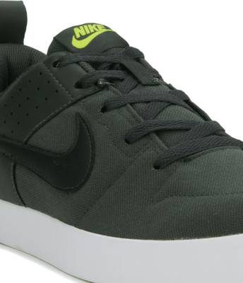 Nike LITEFORCE III Sneakers