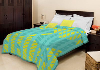

Bombay Dyeing Abstract  Mink Blanket(Microfiber, Light Green