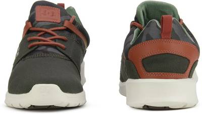 DC Sneakers