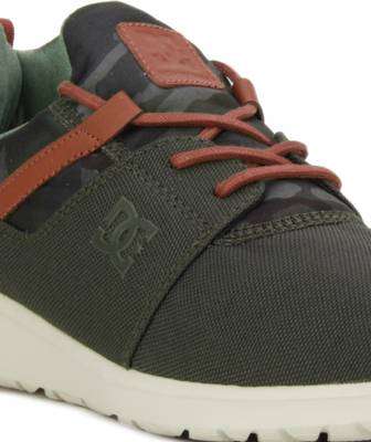 DC Sneakers