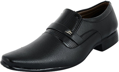 

Albert Pinto Slip On For Men(Black