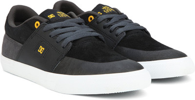 

DC Sneakers For Men(Black, Black/grey/yellow