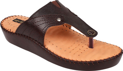 

1 Walk Women Brown Flats