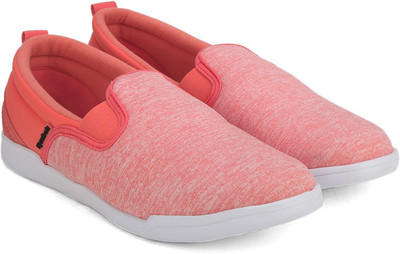 

REEBOK COURT SLIP ST W LP Sneakers For Women(Red, White, Fire coral/white