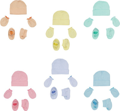 

Aarushi Baby Born Combo of Caps, Mitten and Booties(Multicolor)