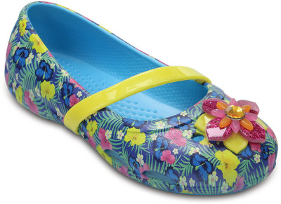 

Crocs Girls Slip-on Flats(Multicolor, Black