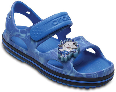 

Crocs Boys Slip-on Sports Sandals(Multicolor, Black