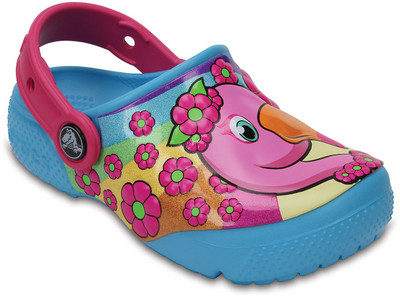 

Crocs Boys Slip-on Clogs(Multicolor, Black