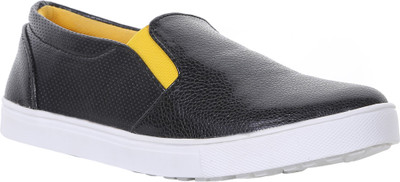 

Quarks Loafers For Men(Black