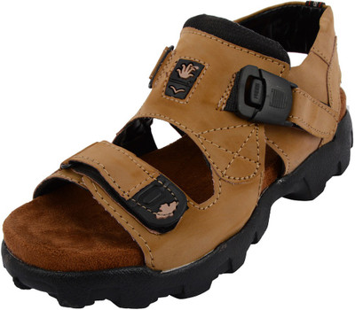

Barton Men Cemal Casual