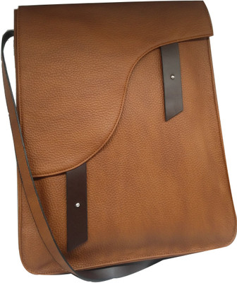 

Essart Shoulder Bag(Tan)