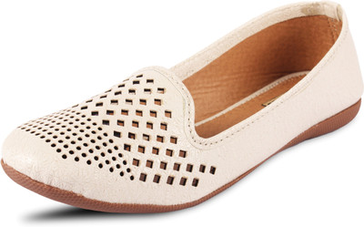 

Anand Archies Bellies For Women(Tan, Cream