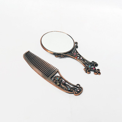 

UMRAI Compact Mirror & Pocket Comb(Set of 2)