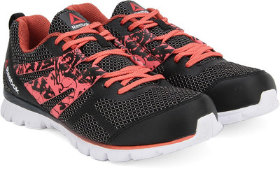 

REEBOK SPEED XT Running Shoes For Women(Black, White, Blk/fire coral/wht
