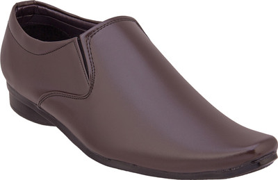 

Namah Slip On For Men(Brown