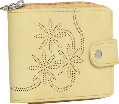 

Butterflies Women Yellow Artificial Leather Wallet(10 Card Slots)