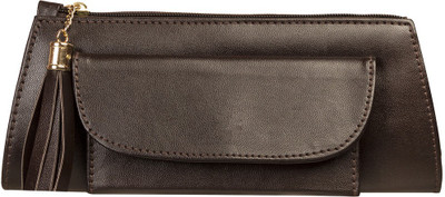 

Levise London Casual Brown Clutch