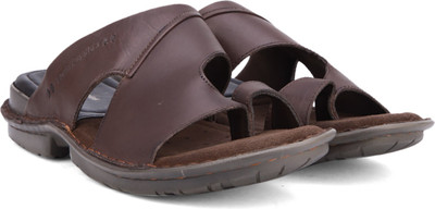 

Hush Puppies Men Brown Flats