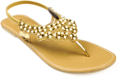 

La Boemo Women Beige Flats