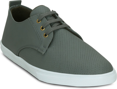 

Get Glamr Ariclya low-top Sneakers For Men(Grey