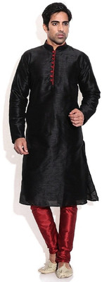 Larwa Men Kurta Churidar Set