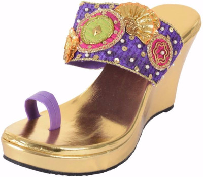 

Praags Women Purple Wedges